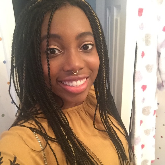 Meet your Posher, Teni - Picture 1 of 1